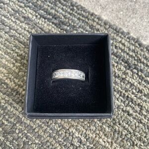 Elegant Silver Band Ring with Square Cut Stones